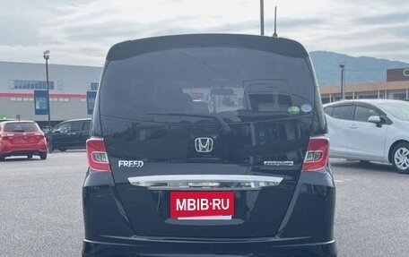 Honda Freed I, 2016 год, 813 000 рублей, 6 фотография