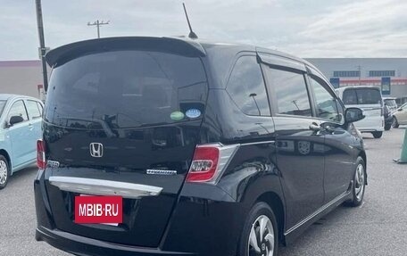 Honda Freed I, 2016 год, 813 000 рублей, 5 фотография