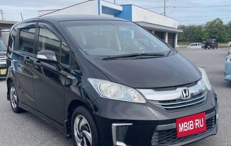 Honda Freed I, 2016 год, 813 000 рублей, 2 фотография