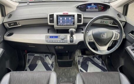 Honda Freed I, 2016 год, 813 000 рублей, 11 фотография