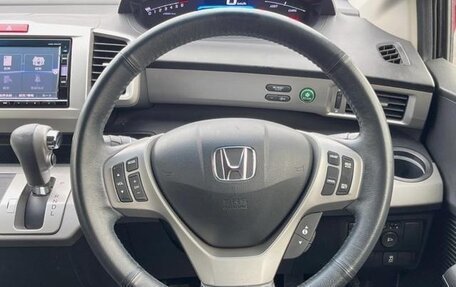 Honda Freed I, 2016 год, 813 000 рублей, 12 фотография