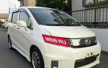 Honda Freed I, 2016 год, 834 000 рублей, 1 фотография
