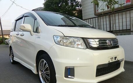 Honda Freed I, 2016 год, 834 000 рублей, 2 фотография
