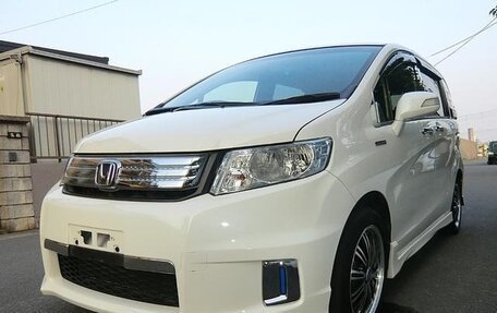 Honda Freed I, 2016 год, 834 000 рублей, 4 фотография