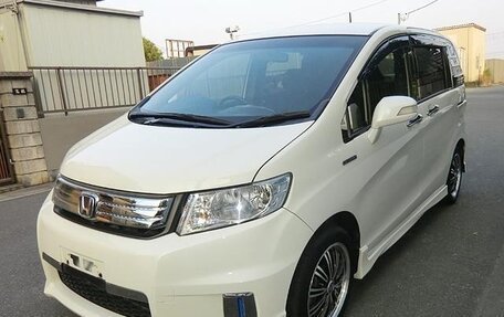 Honda Freed I, 2016 год, 834 000 рублей, 5 фотография