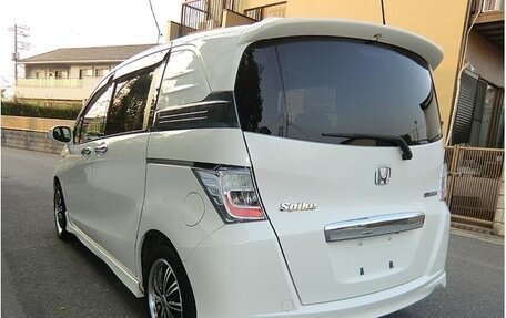 Honda Freed I, 2016 год, 834 000 рублей, 8 фотография