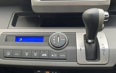 Honda Freed I, 2016 год, 844 000 рублей, 13 фотография