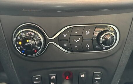 Renault Sandero II рестайлинг, 2017 год, 1 300 000 рублей, 7 фотография