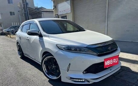 Toyota Harrier, 2020 год, 2 417 000 рублей, 2 фотография