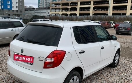 Skoda Fabia II, 2011 год, 470 000 рублей, 3 фотография