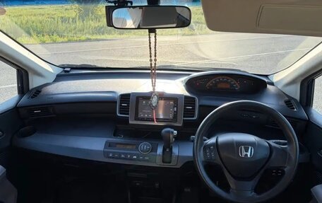 Honda Freed I, 2009 год, 870 000 рублей, 9 фотография