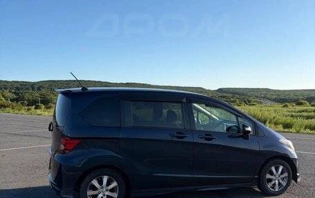 Honda Freed I, 2009 год, 870 000 рублей, 4 фотография