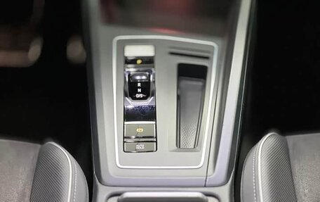 Volkswagen Golf VIII, 2023 год, 1 960 000 рублей, 15 фотография