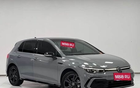 Volkswagen Golf VIII, 2023 год, 1 960 000 рублей, 3 фотография