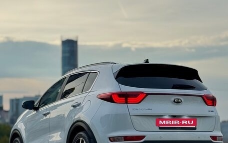 KIA Sportage IV рестайлинг, 2017 год, 1 990 000 рублей, 7 фотография