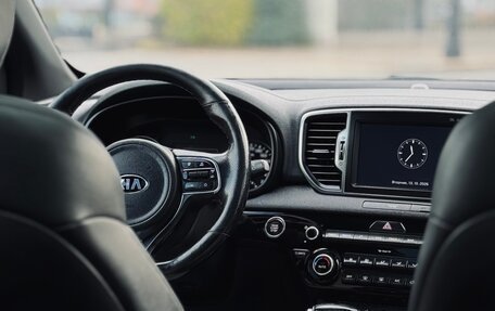KIA Sportage IV рестайлинг, 2017 год, 1 990 000 рублей, 16 фотография