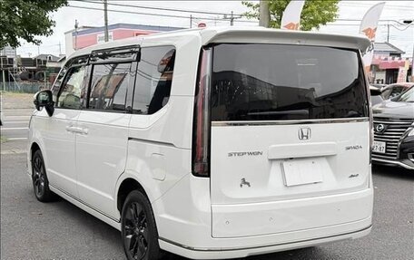 Honda Stepwgn, 2023 год, 2 325 000 рублей, 6 фотография