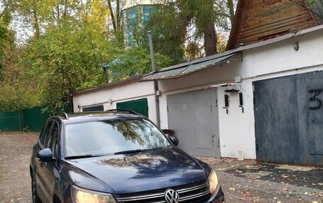 Volkswagen Tiguan I, 2012 год, 1 000 000 рублей, 1 фотография