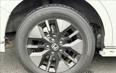 Honda Stepwgn, 2023 год, 2 325 000 рублей, 23 фотография