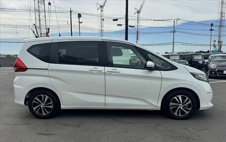 Honda Freed II, 2019 год, 980 005 рублей, 4 фотография