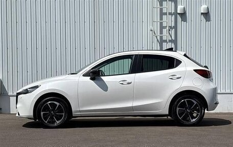 Mazda 2 III, 2023 год, 1 370 002 рублей, 7 фотография