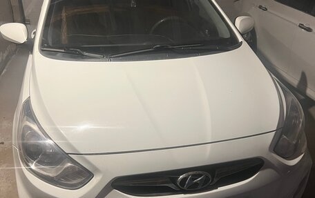 Hyundai Solaris II рестайлинг, 2013 год, 795 000 рублей, 6 фотография