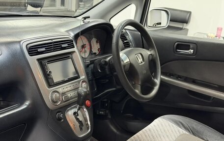 Honda Stream I рестайлинг, 2004 год, 595 000 рублей, 11 фотография