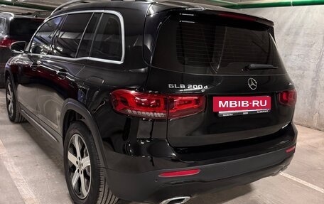 Mercedes-Benz GLB, 2021 год, 4 100 000 рублей, 10 фотография