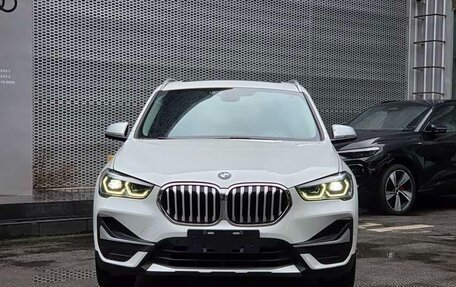 BMW X1, 2022 год, 1 800 000 рублей, 2 фотография