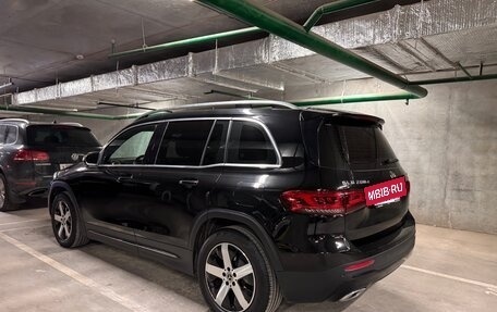 Mercedes-Benz GLB, 2021 год, 4 100 000 рублей, 9 фотография