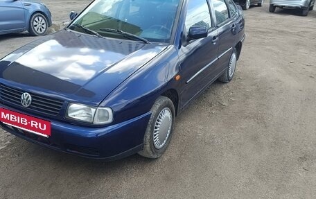 Volkswagen Polo III рестайлинг, 1998 год, 160 000 рублей, 3 фотография