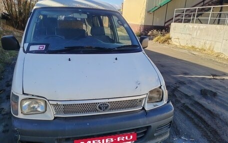 Toyota Town Ace III, 2001 год, 290 000 рублей, 3 фотография