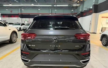 Volkswagen T-Roc I, 2022 год, 1 710 000 рублей, 4 фотография