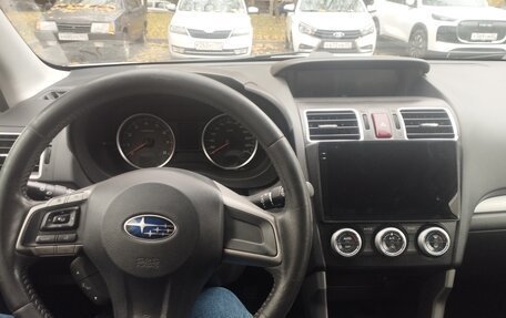 Subaru Forester, 2015 год, 1 750 000 рублей, 10 фотография