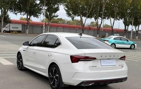 Skoda Octavia IV, 2022 год, 2 020 000 рублей, 3 фотография