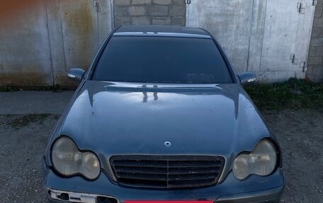 Mercedes-Benz C-Класс, 2004 год, 169 999 рублей, 2 фотография