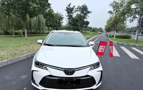 Toyota Corolla, 2022 год, 1 176 000 рублей, 2 фотография