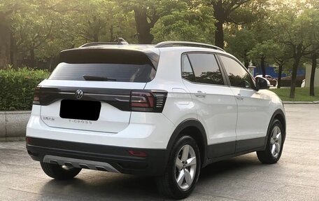 Volkswagen T-Cross I, 2023 год, 1 388 000 рублей, 4 фотография