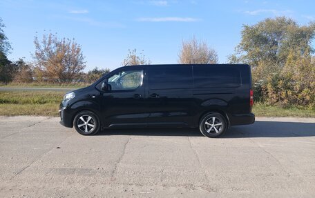 Peugeot Traveller I, 2021 год, 2 850 000 рублей, 2 фотография