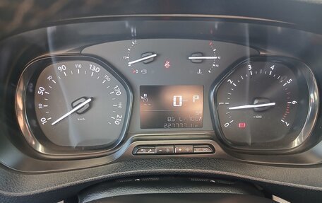 Peugeot Traveller I, 2021 год, 2 850 000 рублей, 6 фотография