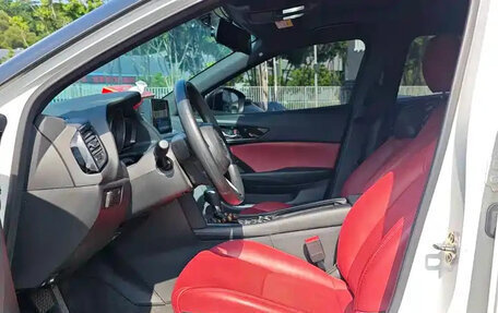 Mazda CX-4, 2022 год, 1 676 000 рублей, 5 фотография