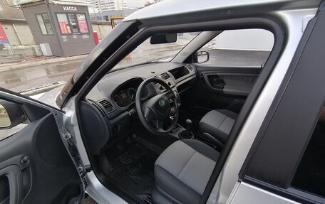 Skoda Fabia II, 2009 год, 650 000 рублей, 10 фотография