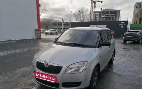 Skoda Fabia II, 2009 год, 650 000 рублей, 2 фотография