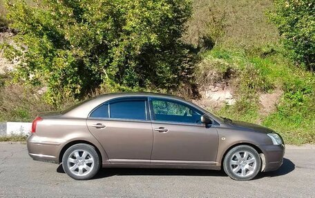 Toyota Avensis III рестайлинг, 2005 год, 790 000 рублей, 5 фотография