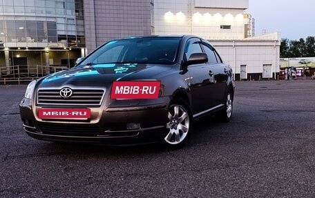 Toyota Avensis III рестайлинг, 2005 год, 790 000 рублей, 15 фотография