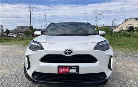 Toyota Yaris Cross, 2023 год, 1 550 000 рублей, 2 фотография