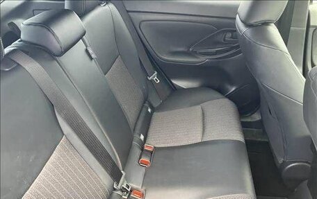 Toyota Yaris Cross, 2023 год, 1 550 000 рублей, 18 фотография