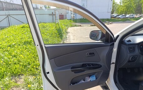 KIA Rio II, 2011 год, 600 000 рублей, 22 фотография