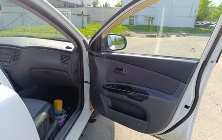 KIA Rio II, 2011 год, 600 000 рублей, 25 фотография