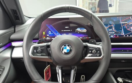 BMW 5 серия, 2025 год, 6 570 000 рублей, 7 фотография